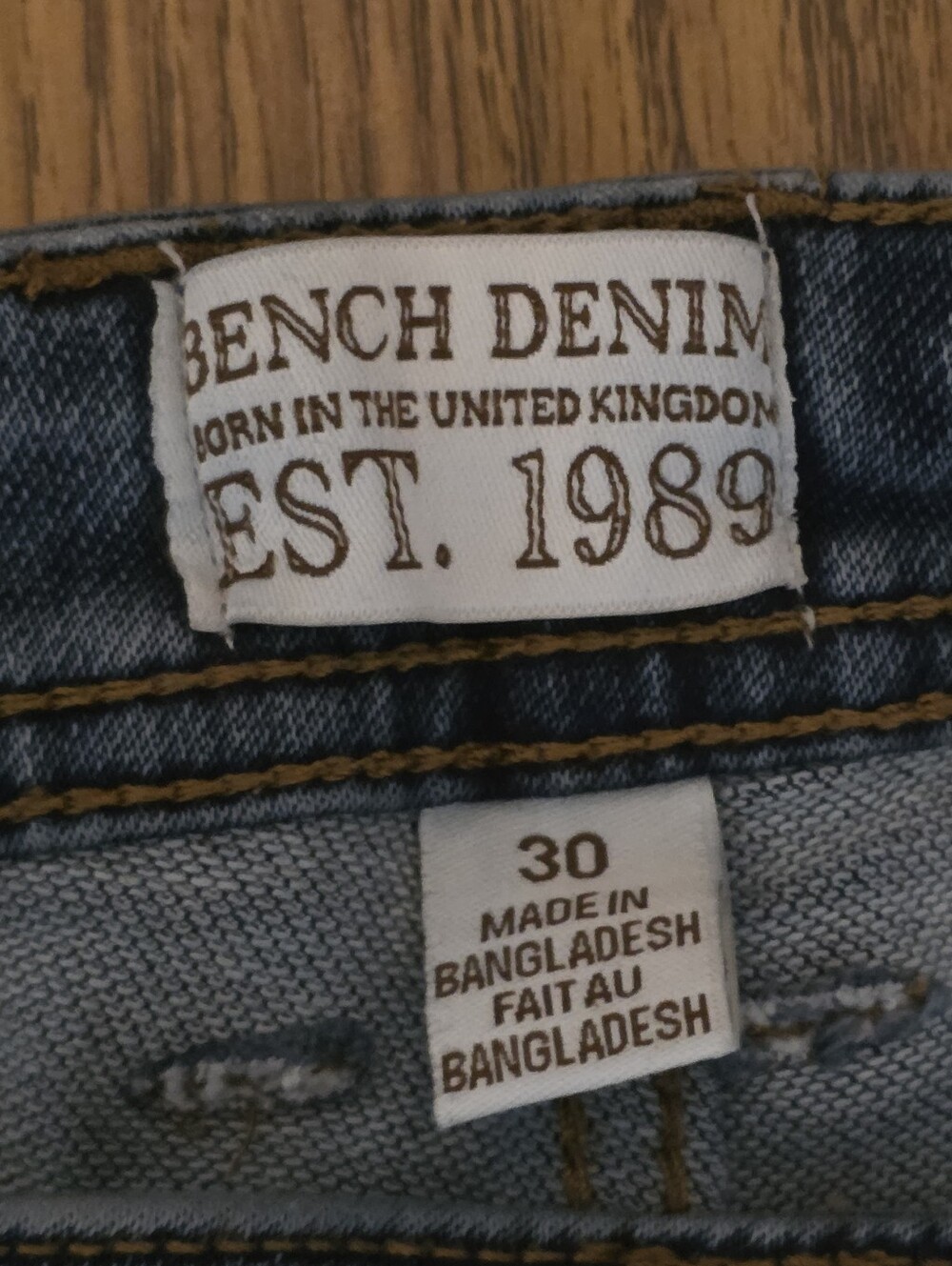 Vintage Bench Denim Classic Blue Straight Leg Jeans Women's 30 Y2K Streetwear - Picture 7 of 13